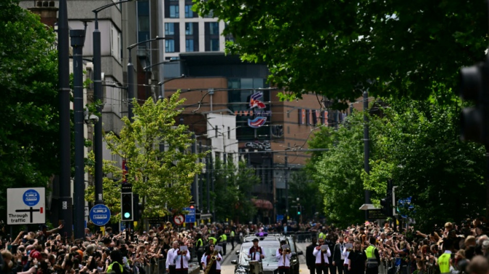 "Merci Ozzy": &agrave; Birmingham, dernier hommage des fans &agrave; Ozzy Osbourne