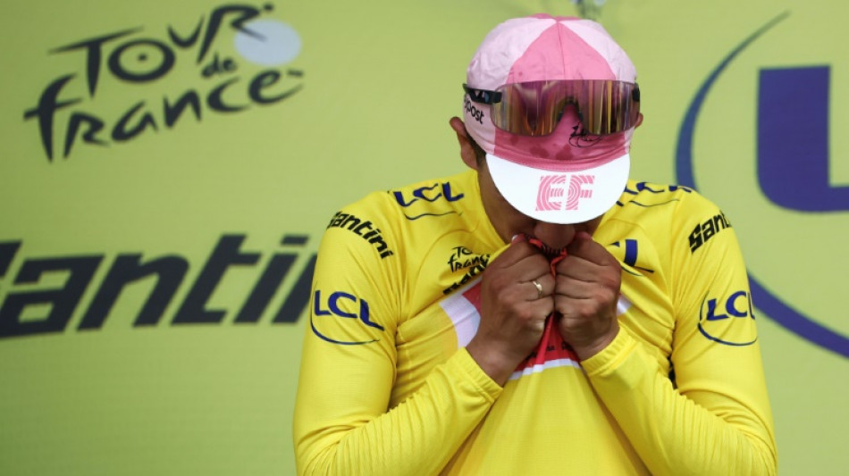 Tour de France: le nouveau leader Carapaz et les favoris &agrave; l'&eacute;preuve du Galibier
