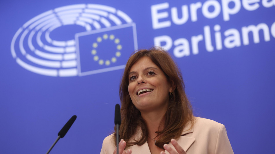 L'Eurocamera approva l'immunit&agrave; a Ilaria Salis