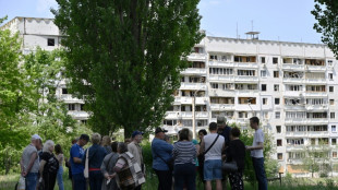 Ukraine: dans un immeuble d&eacute;truit avec les procureurs de Kharkiv