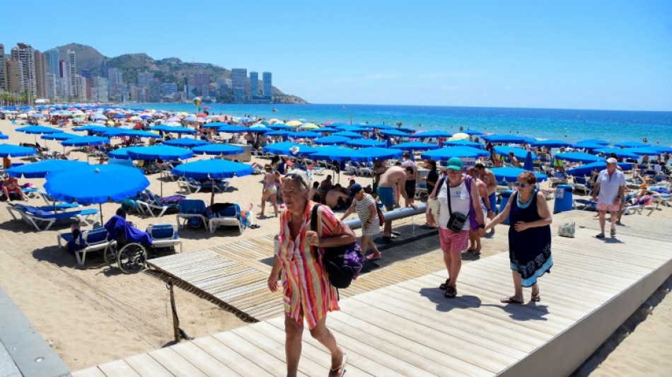 Estr&iacute;as, pelos, celulitis: el gobierno espa&ntilde;ol defiende la diversidad de cuerpos en la playa