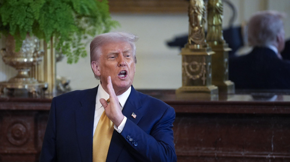 Trump, 'Medvedev fallito, stia attento a quello che dice'