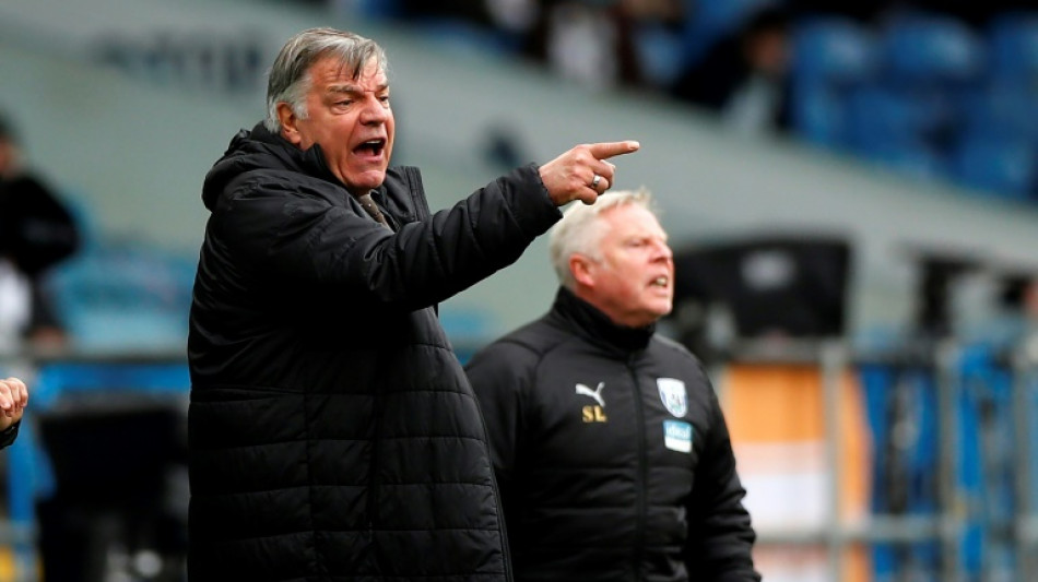 Allardyce lashes out at judge for losing assistant Lee to jury duty