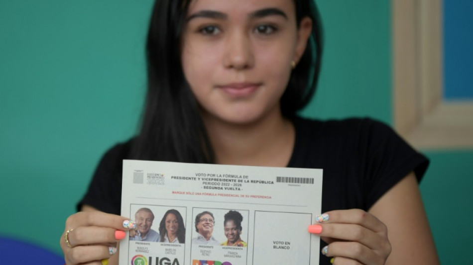 Entscheidung zwischen Ex-Guerillero und Multimillion&auml;r bei Stichwahl in Kolumbien