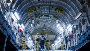 EUA envia 17 supostos 'criminosos violentos' do Tren de Aragua e MS-13 para El Salvador