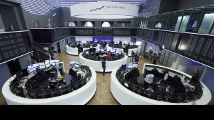 Borsa: l'Europa tenta rialzo a met&agrave; seduta, il wti verso i 100 dollari