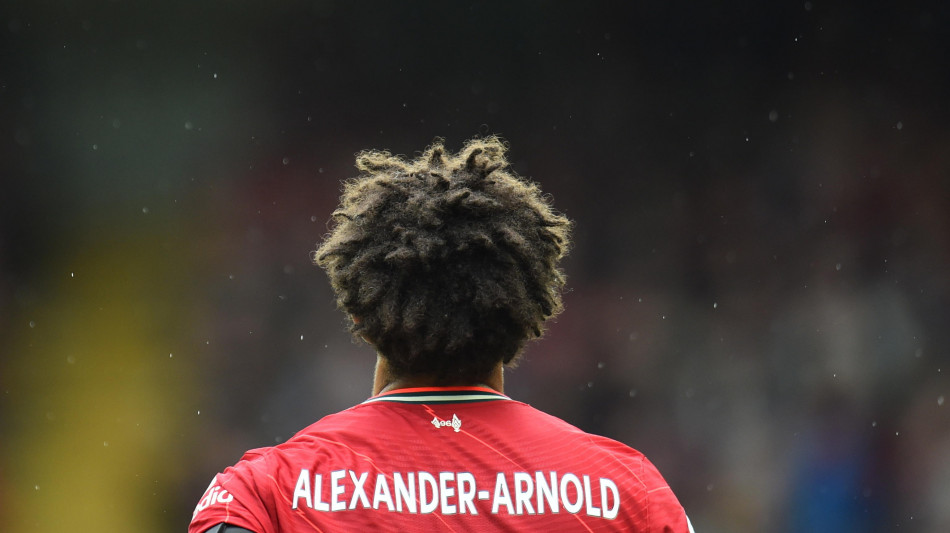 Real Madrid: preso Alexander-Arnold, far&agrave; Mondiale per club