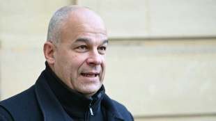 Re&ccedil;us par Bayrou, les syndicats agricoles poussent pour du "concret"