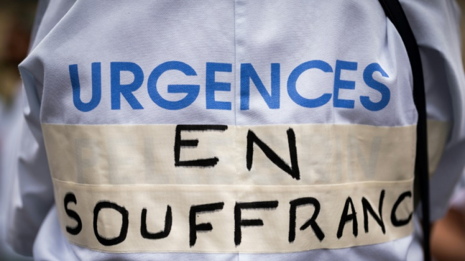 H&ocirc;pital: faible mobilisation en attendant la "mission flash"