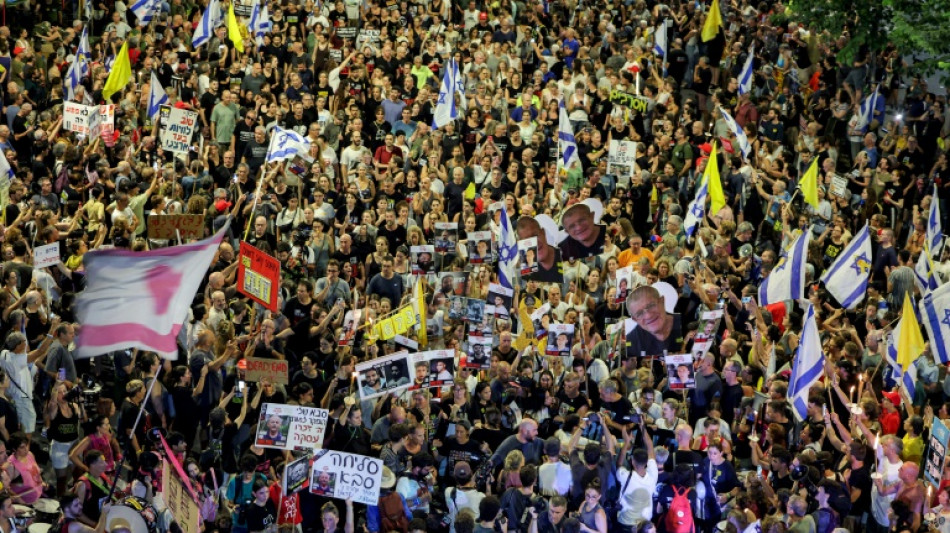 Dezenas de milhares protestam em Tel Aviv contra plano israelense de conquistar Cidade de Gaza
