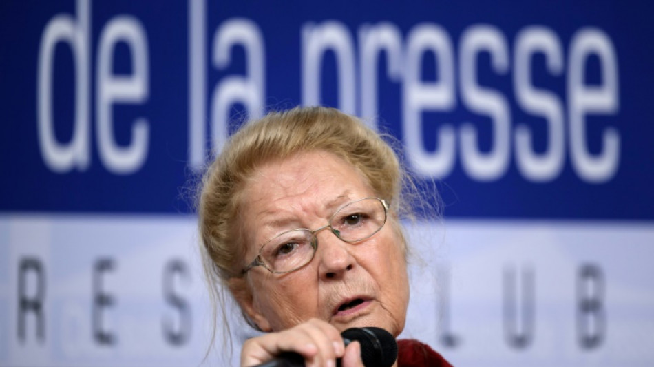 Sindicatos de periodistas piden la liberaci&oacute;n de Julian Assange