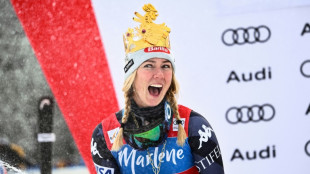 Ski alpin: la g&eacute;ante Shiffrin d&eacute;passe Vonn et fond sur Stenmark