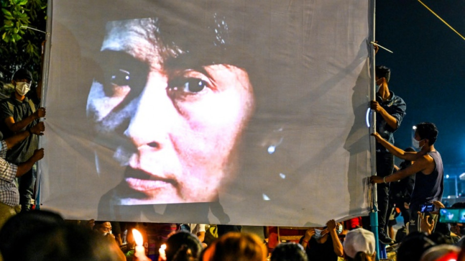 Birmanie: Aung San Suu Kyi condamn&eacute;e &agrave; trois ans de prison suppl&eacute;mentaires