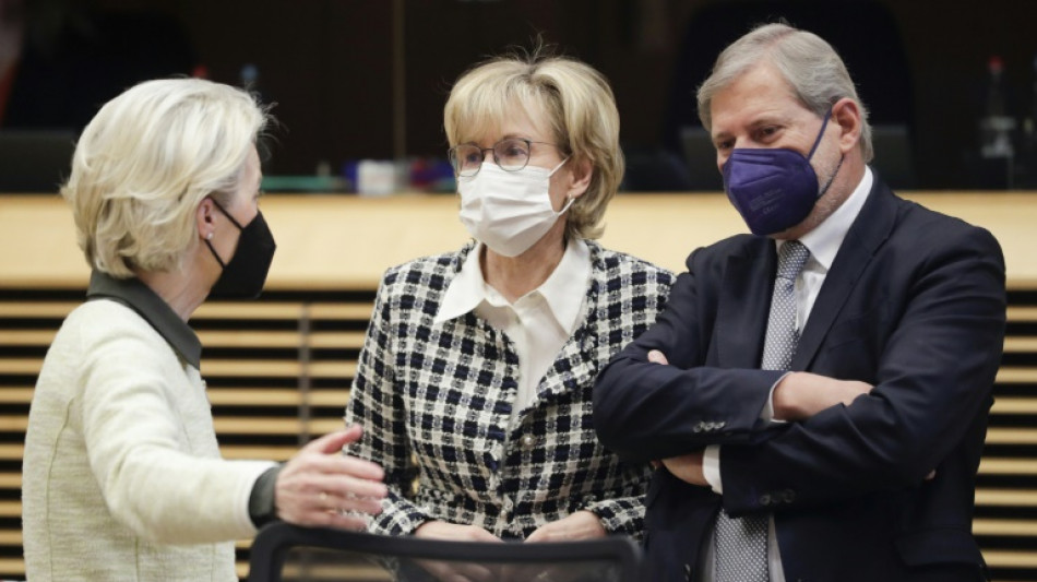 La UE inicia un procedimiento contra Hungr&iacute;a que podr&iacute;a acarrear la suspensi&oacute;n de fondos