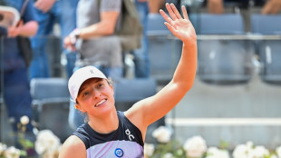 Swiatek gets off to perfect start in Italian Open