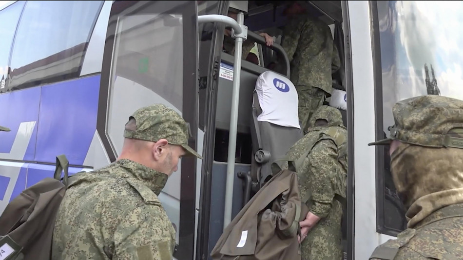 Mosca, avvenuto secondo scambio prigionieri, 307 per parte