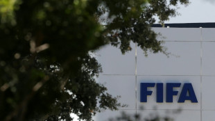 Fragilizado, Infantino mantiene una reuni&oacute;n de crisis en Marruecos