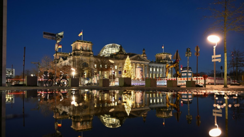 Karlsruhe entscheidet in Streit &uuml;ber Sitz in Geheimdienstkontrollgremium