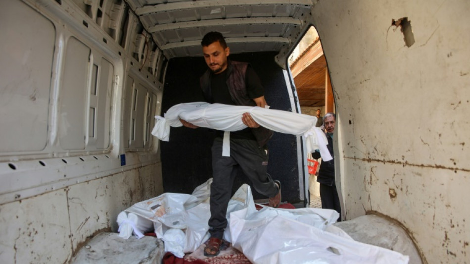 Gaza amanece de luto tras una noche de intensos bombardeos israel&iacute;es