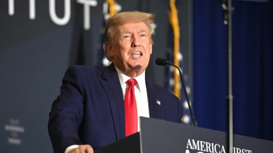 Trump macht bei R&uuml;ckkehr nach Washington wieder Andeutungen &uuml;ber m&ouml;gliche Kandidatur