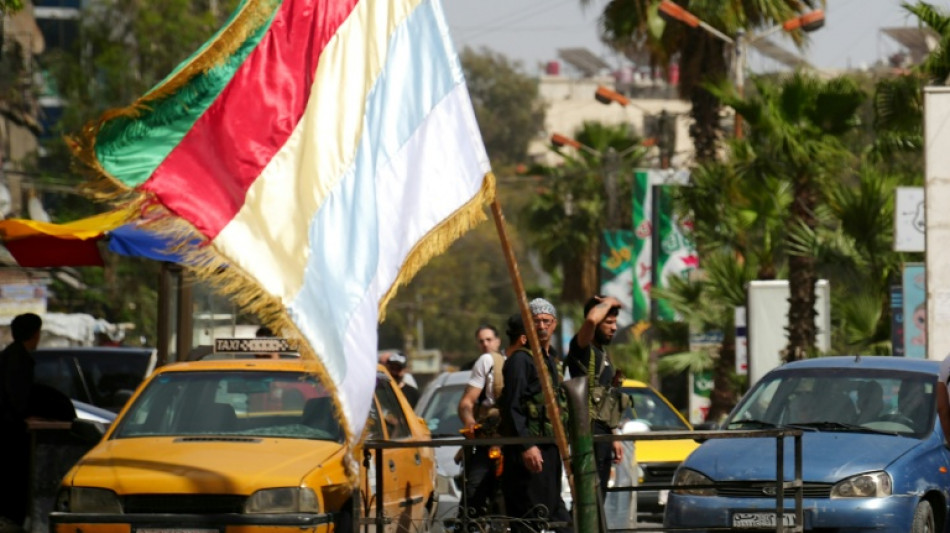 Forças de segurança são mobilizadas perto de Damasco após combates