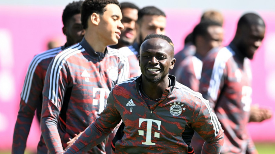 Mit Mane und N&uuml;bel: Bayern starten Vorbereitung