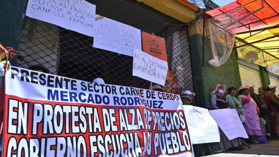 Bloqueios de estradas aumentam mal-estar em mercados e postos de gasolina da Bol&iacute;via