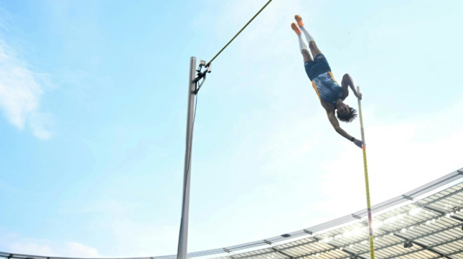 Athl&eacute;tisme: perch&eacute; &agrave; 6,26 m, jusqu'o&ugrave; se hissera Duplantis ?