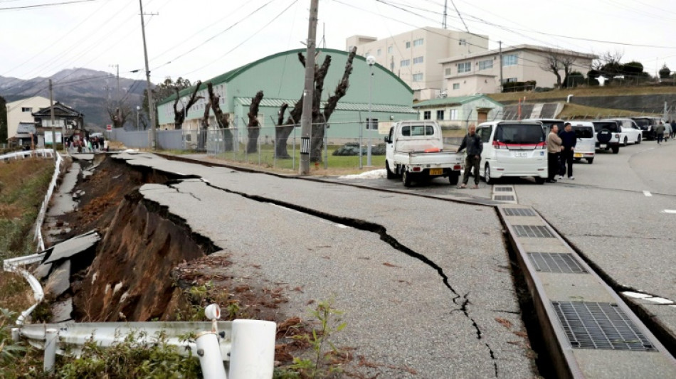 Les s&eacute;ismes dans le centre du Japon ont fait au moins six morts
