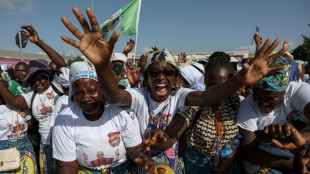 L&eacute;on XIV &agrave; la rencontre des fid&egrave;les et de la jeunesse d'Angola