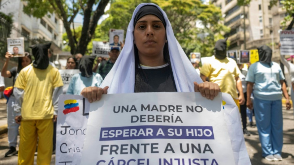 Parentes de presos pol&iacute;ticos na Venezuela pedem media&ccedil;&atilde;o do Vaticano