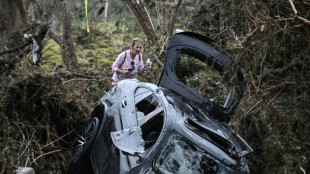 Cheias no Texas deixam mais de 80 mortos; acampamento confirma 27 vítimas