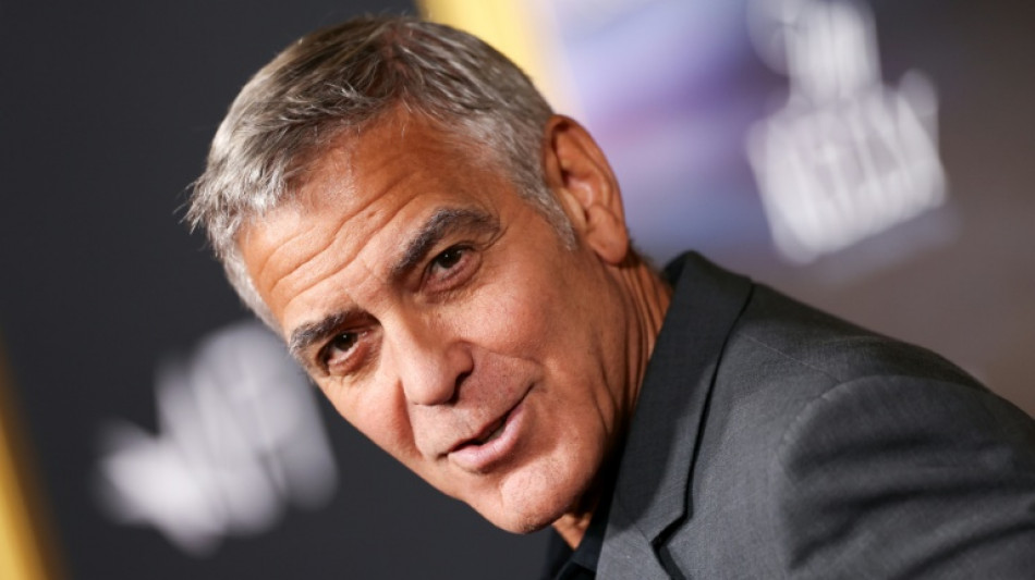 George Clooney revient sur son passé au cinéma, mais regarde vers l'avenir dans la vie 