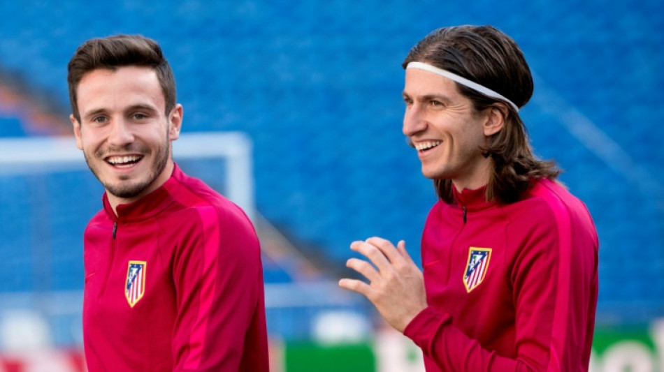 Saúl Níguez celebra reencontro com Filipe Luís no Flamengo