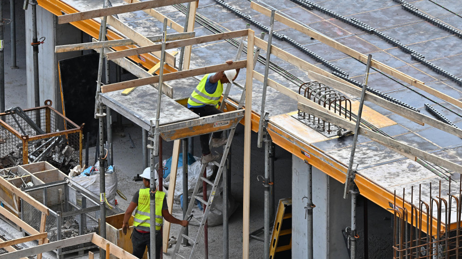 Prima intesa sul contratto dell'edilizia, aumento 180 euro