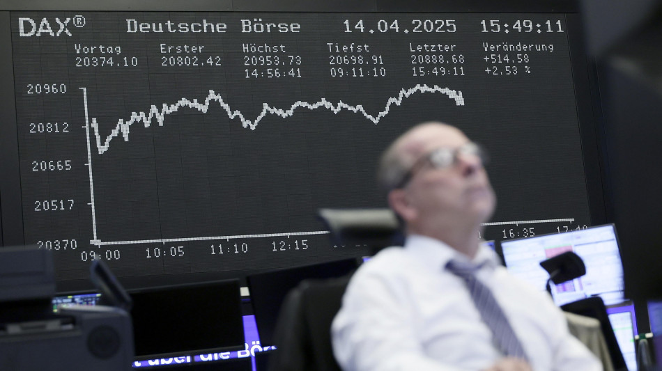 La Borsa di Francoforte scivola dopo il voto su Merz (-2%)