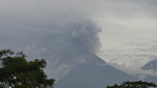 Quase 800 evacuados por erupção de vulcão de Fuego na Guatemala