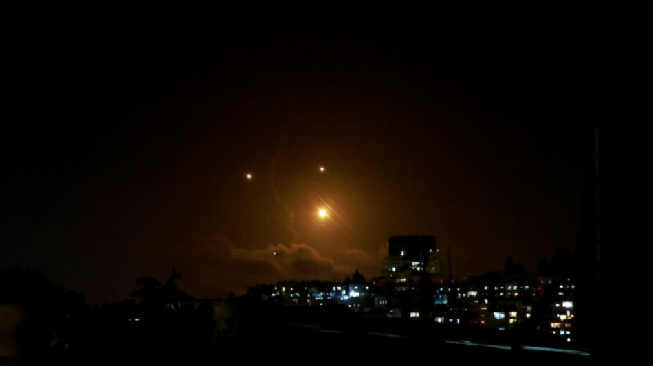 Ora&ccedil;&atilde;o e gritos de alegria: Jerusal&eacute;m tem rea&ccedil;&otilde;es diversas a ataque do Ir&atilde;