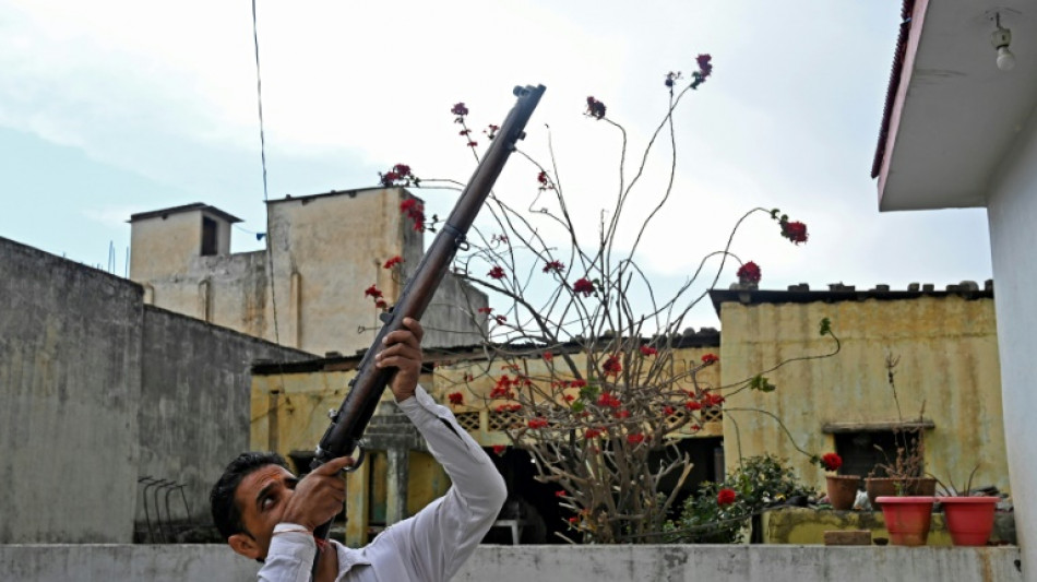 L'Inde cr&eacute;e des milices arm&eacute;es dans les villages hindous du Cachemire