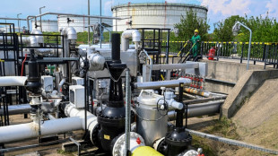 Accord des Vingt-Sept pour arr&ecirc;ter l'essentiel de leurs importations de p&eacute;trole russe