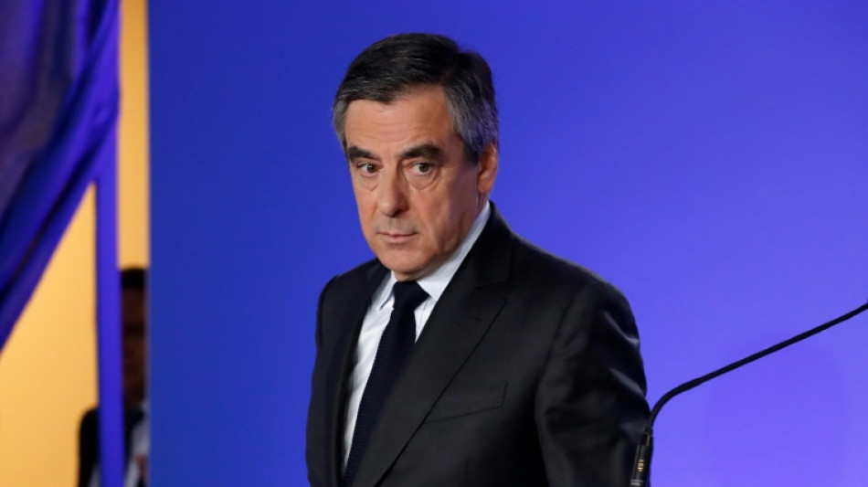 Fonction publique: cinq ans apr&egrave;s Fillon, les candidats ont chang&eacute; de ton