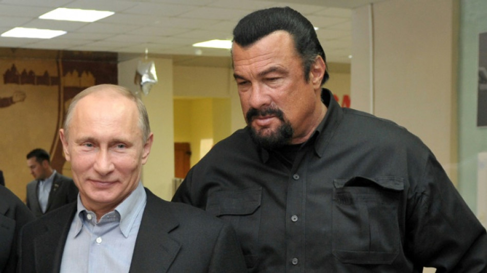 Russie: Poutine d&eacute;core l'acteur am&eacute;ricain Steven Seagal 