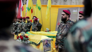 Un bombardeo israel&iacute; en Siria mata a 42 soldados y combatientes de Hezbol&aacute;