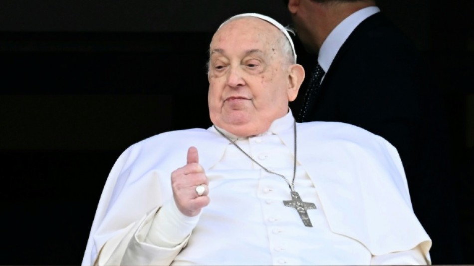 El papa, convaleciente, aparecer&aacute; en p&uacute;blico por Pascua