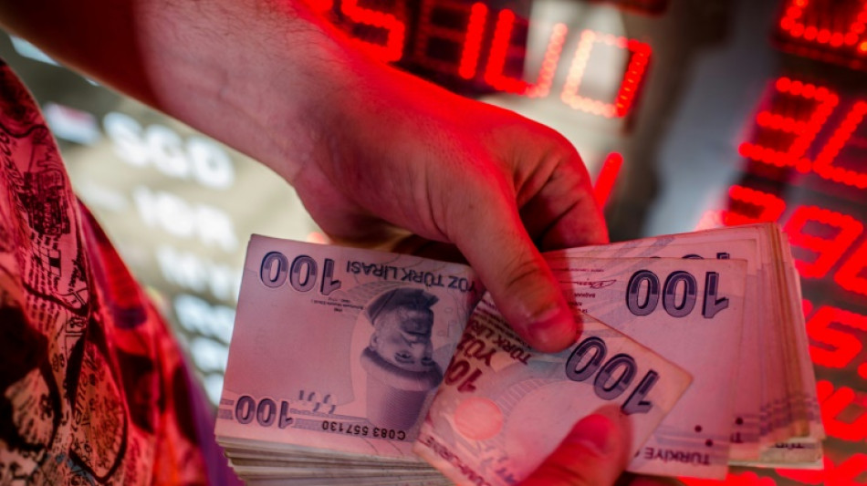 L'&eacute;conomie turque soumise &agrave; de nouvelles pressions par le s&eacute;isme 