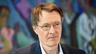 Lauterbach: Ein paar Hundert Krankenh&auml;user werden sterben