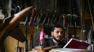 Au Far West pakistanais, une biblioth&egrave;que se fait une place pr&egrave;s d'un grand march&eacute; d'armes