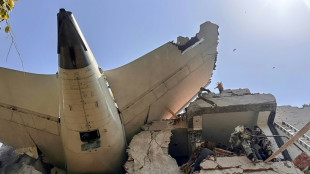 Inde: un avion d'Air India s'&eacute;crase sur une zone r&eacute;sidentielle avec 242 personnes &agrave; bord