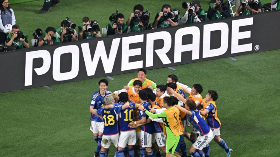 Espa&ntilde;a asombra y Jap&oacute;n da la campanada ante Alemania