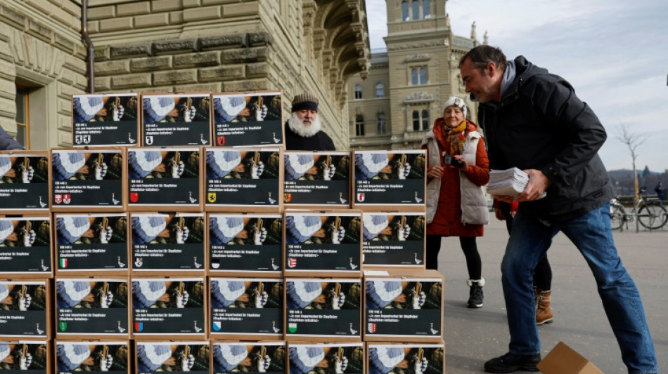 Schweizer sollen &uuml;ber Importverbote f&uuml;r Stopfleber und Pelze abstimmen